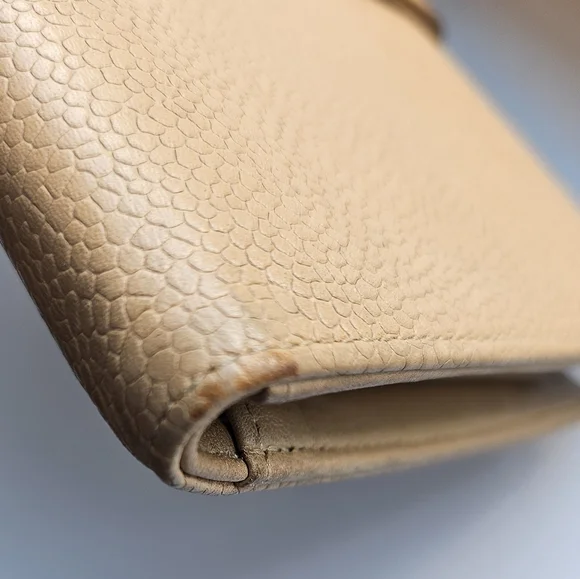 VGUC Chanel Caviar Leather Kisslock Beige Wallet Vintage - Picture 15 of 17